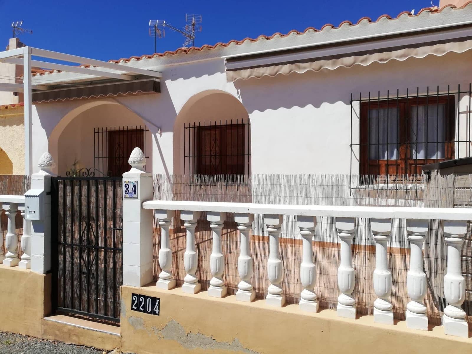 2 bedroom Terraced Villa for sale in San Fulgencio - € 129,999 (Ref: 10132064)