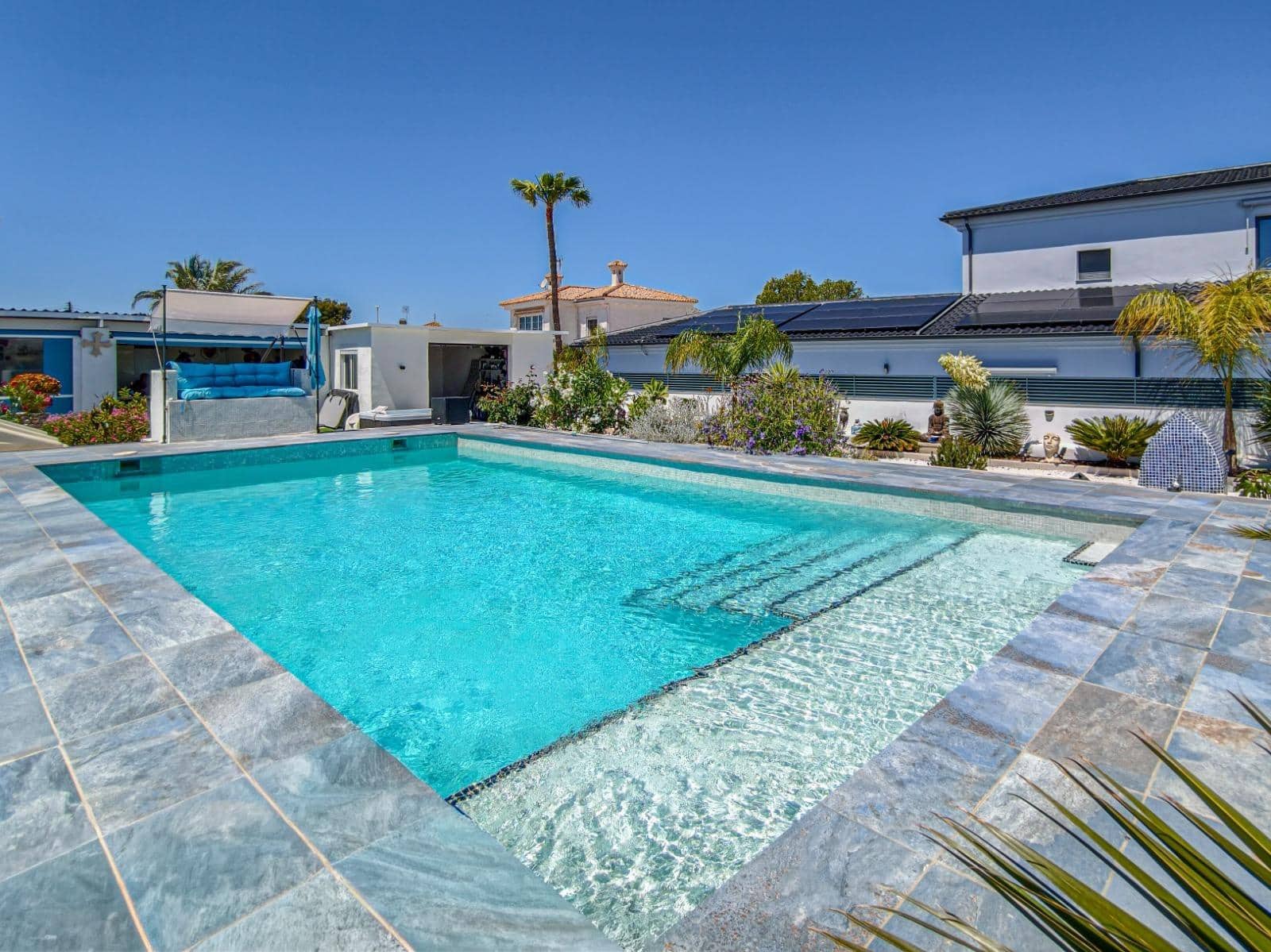 3 bedroom Villa for sale in San Fulgencio with pool garage - € 499,000 (Ref: 10147192)