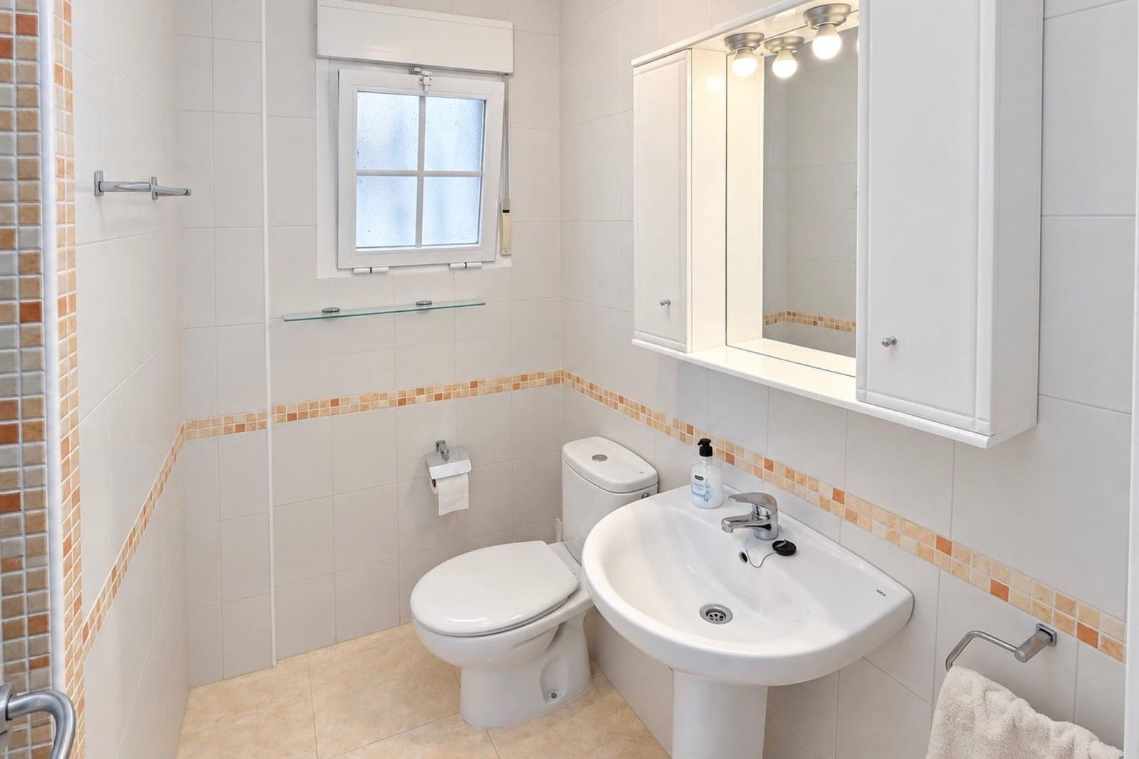3 Zimmer Villa zu verkaufen in San Fulgencio mit Pool - 195.000 € (Ref: 10155328)