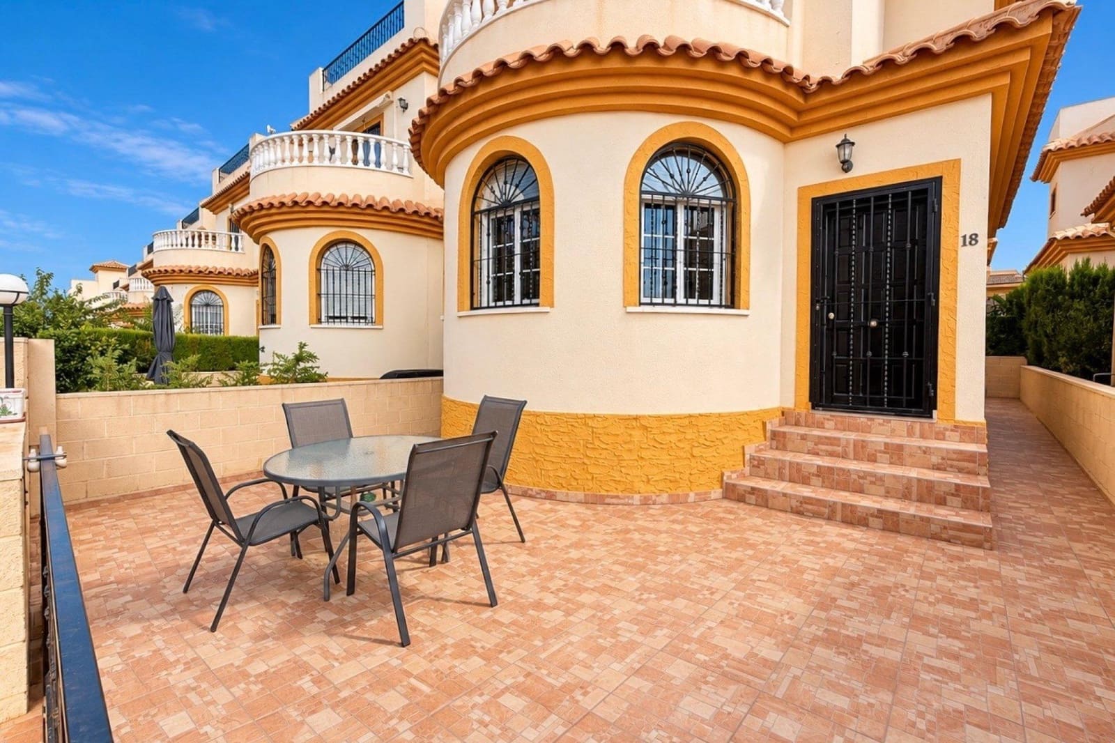 3 Zimmer Villa zu verkaufen in San Fulgencio mit Pool - 195.000 € (Ref: 10155328)