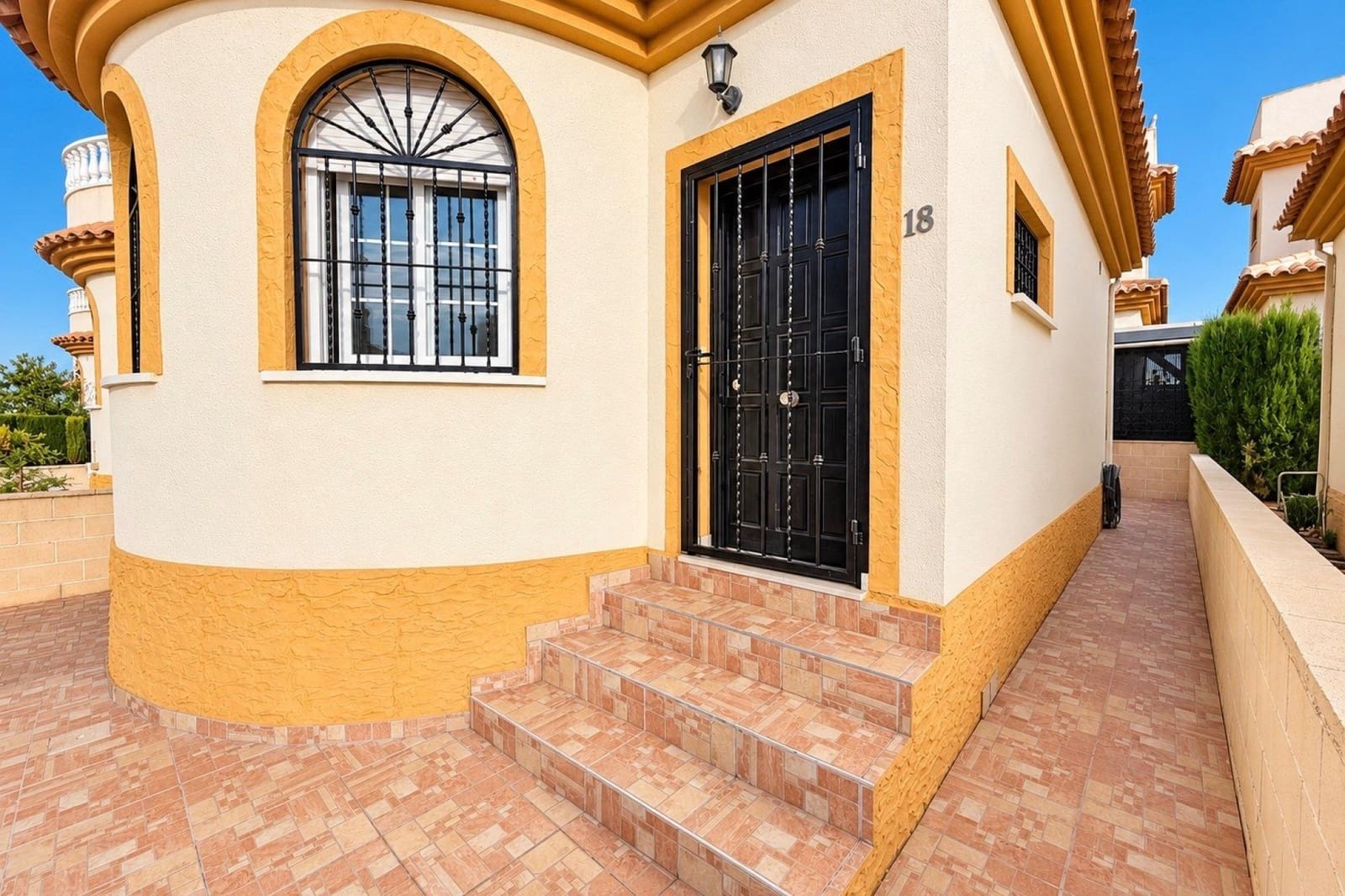 3 Zimmer Villa zu verkaufen in San Fulgencio mit Pool - 195.000 € (Ref: 10155328)