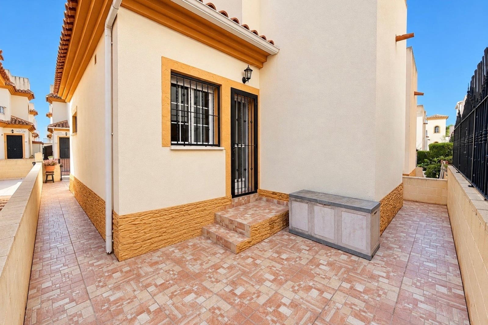 3 Zimmer Villa zu verkaufen in San Fulgencio mit Pool - 195.000 € (Ref: 10155328)