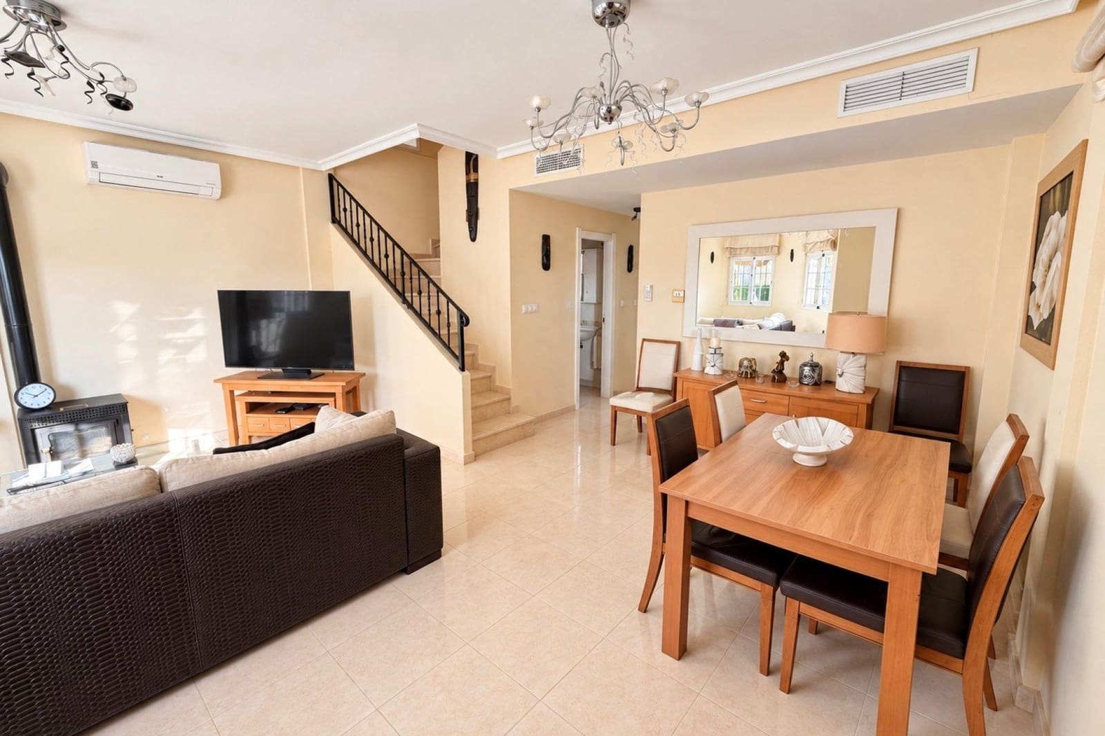 3 Zimmer Villa zu verkaufen in San Fulgencio mit Pool - 195.000 € (Ref: 10155328)