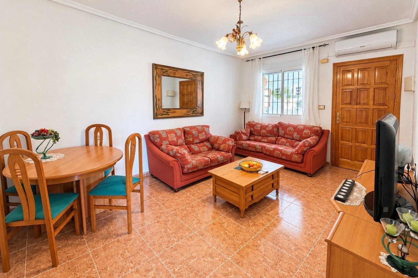 3 sypialnia Dom blizniak na sprzedaż w San Fulgencio z basenem garażem - 195 000 € (Ref: 10161559)