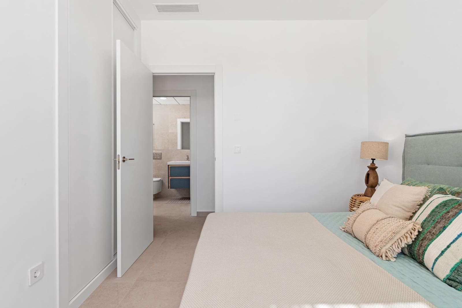 Chalet de 3 habitaciones en Los Montesinos en venta con piscina - 399.900 € (Ref: 7764433)