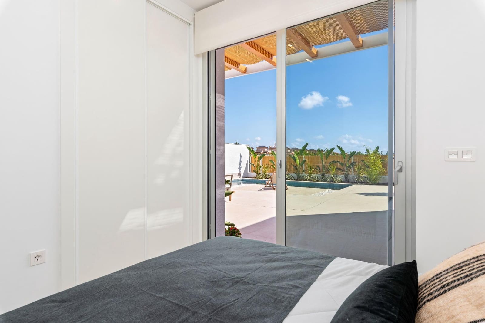 Chalet de 3 habitaciones en Los Montesinos en venta con piscina - 399.900 € (Ref: 7764433)