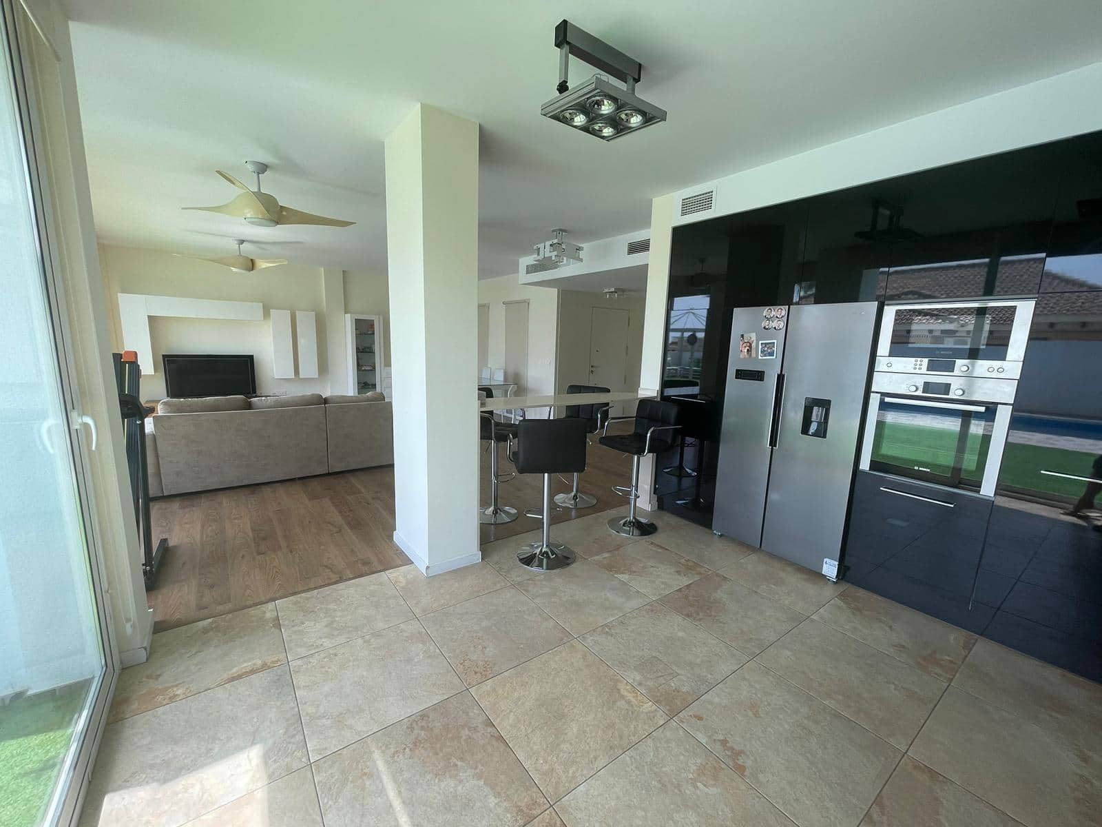 6 Zimmer Villa zu verkaufen in La Marina mit Pool Garage - 695.995 € (Ref: 7814449)