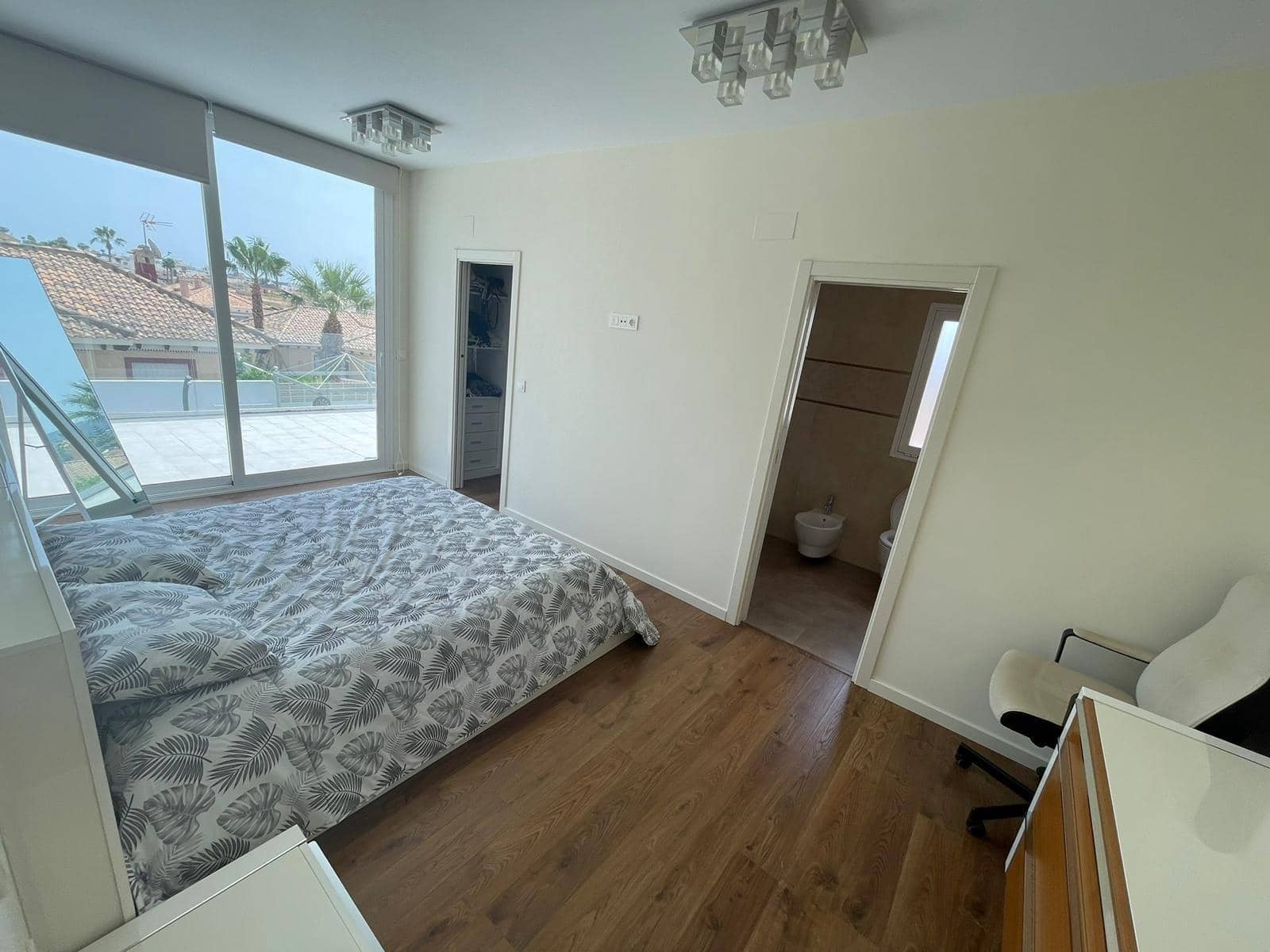 6 Zimmer Villa zu verkaufen in La Marina mit Pool Garage - 695.995 € (Ref: 7814449)