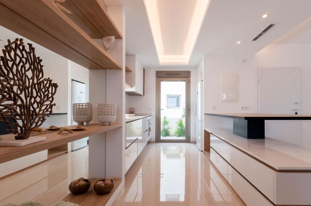 3 soverom Villa til salgs i Los Alcázares med svømmebasseng garasje - € 552 500 (Ref: 8086657)