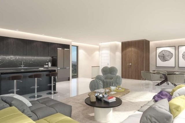 Apartamento de 2 habitaciones en Marbella en venta con piscina - 985.000 € (Ref: 8222663)