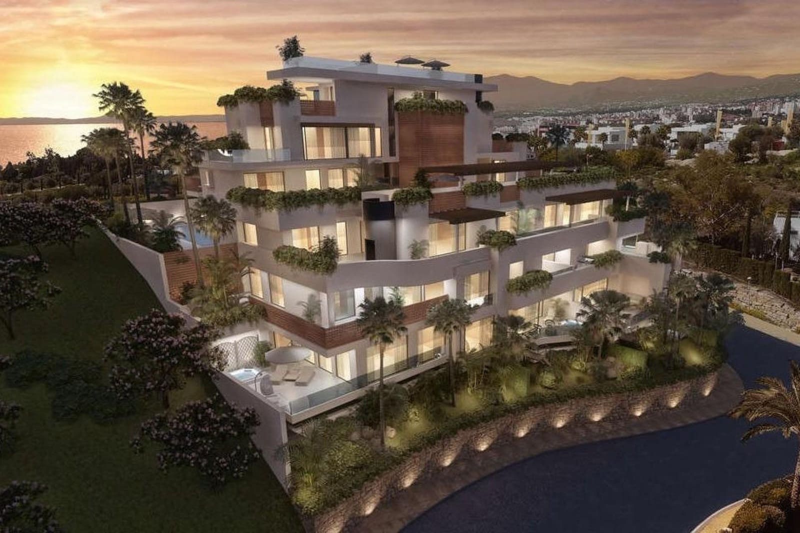 Apartamento de 2 habitaciones en Marbella en venta con piscina - 985.000 € (Ref: 8222663)