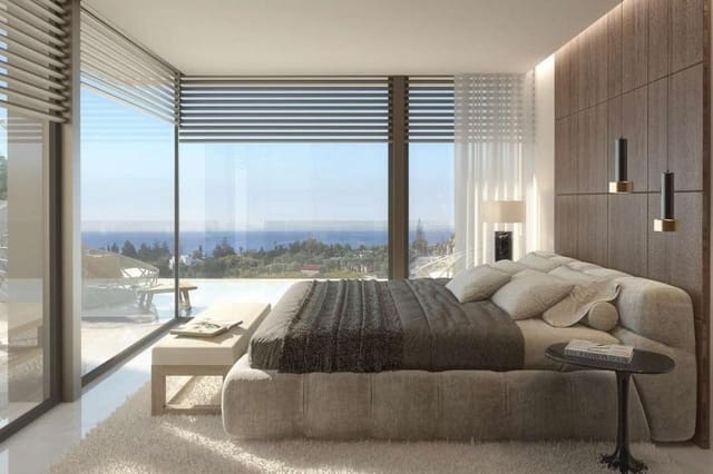 Apartamento de 2 habitaciones en Marbella en venta con piscina - 985.000 € (Ref: 8222663)