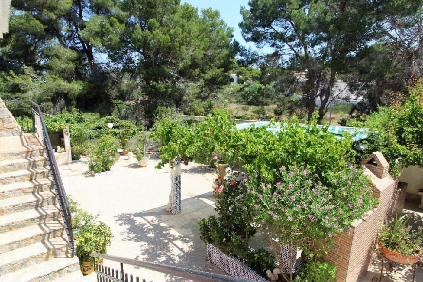 5 bedroom Villa for sale in Los Balcones with pool garage - € 470,000 (Ref: 8979194)