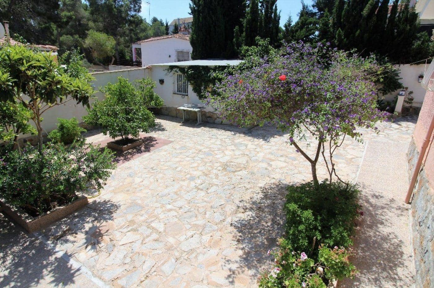 5 bedroom Villa for sale in Los Balcones with pool garage - € 470,000 (Ref: 8979194)
