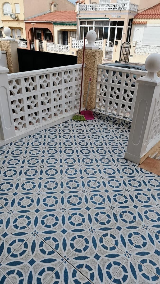 2 soveværelse Rækkehus til salg i La Marina - € 110.000 (Ref: 8992388)