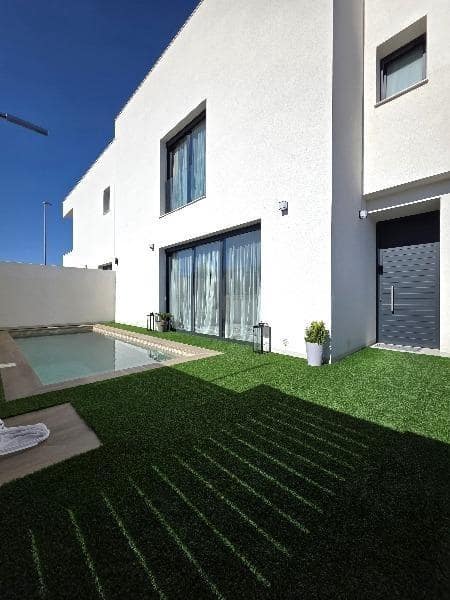 2 makuuhuone Huvila myytävänä paikassa Benijofar mukana uima-altaan - 320 000 € (Ref: 9057607)