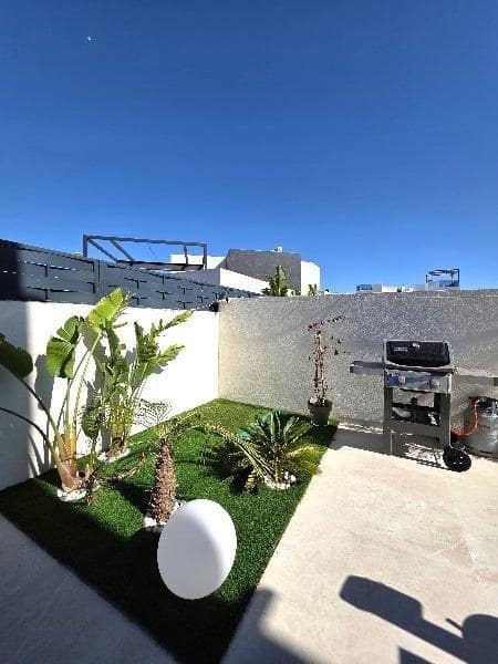 2 makuuhuone Huvila myytävänä paikassa Benijofar mukana uima-altaan - 320 000 € (Ref: 9057607)