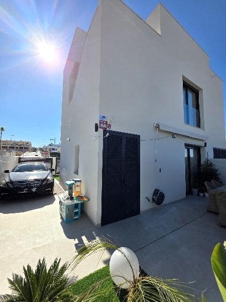 2 makuuhuone Huvila myytävänä paikassa Benijofar mukana uima-altaan - 320 000 € (Ref: 9057607)