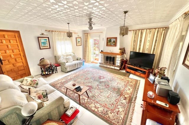 4 soverom Villa til salgs i La Marina, Elche / Elx - € 198 000 (Ref: 9116113)