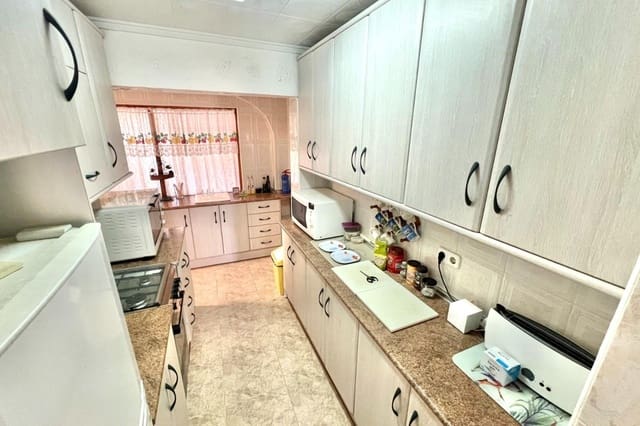 4 soverom Villa til salgs i La Marina, Elche / Elx - € 198 000 (Ref: 9116113)