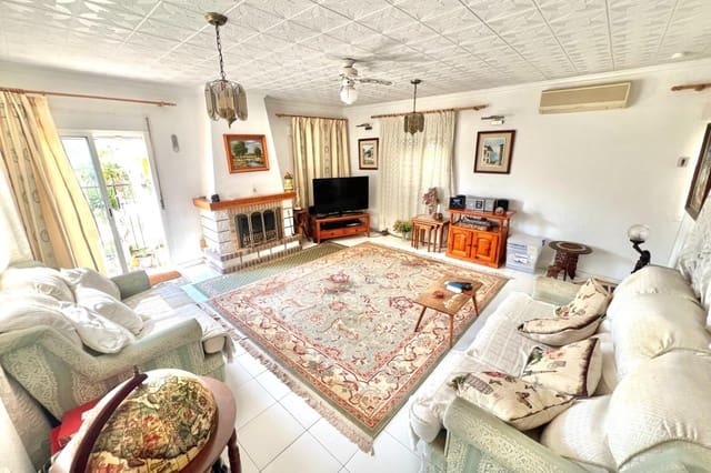 4 soverom Villa til salgs i La Marina, Elche / Elx - € 198 000 (Ref: 9116113)