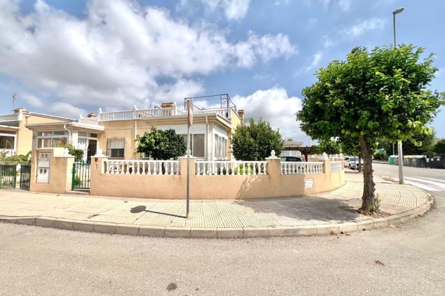2 soverom Rekkehus til salgs i La Marina, Elche / Elx med svømmebasseng - € 169 000 (Ref: 9219974)