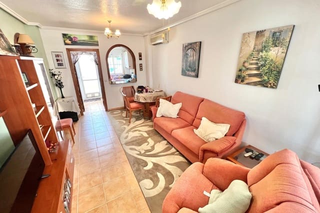 2 soverom Rekkehus til salgs i La Marina, Elche / Elx med svømmebasseng - € 169 000 (Ref: 9219974)