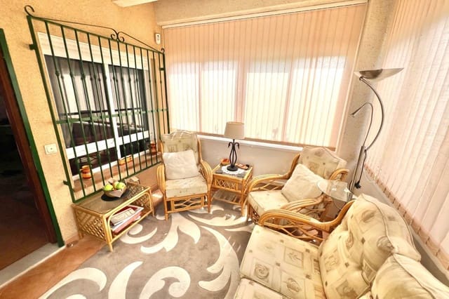 2 soverom Rekkehus til salgs i La Marina, Elche / Elx med svømmebasseng - € 169 000 (Ref: 9219974)