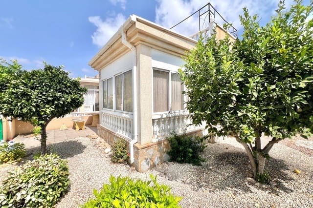 2 soverom Rekkehus til salgs i La Marina, Elche / Elx med svømmebasseng - € 169 000 (Ref: 9219974)