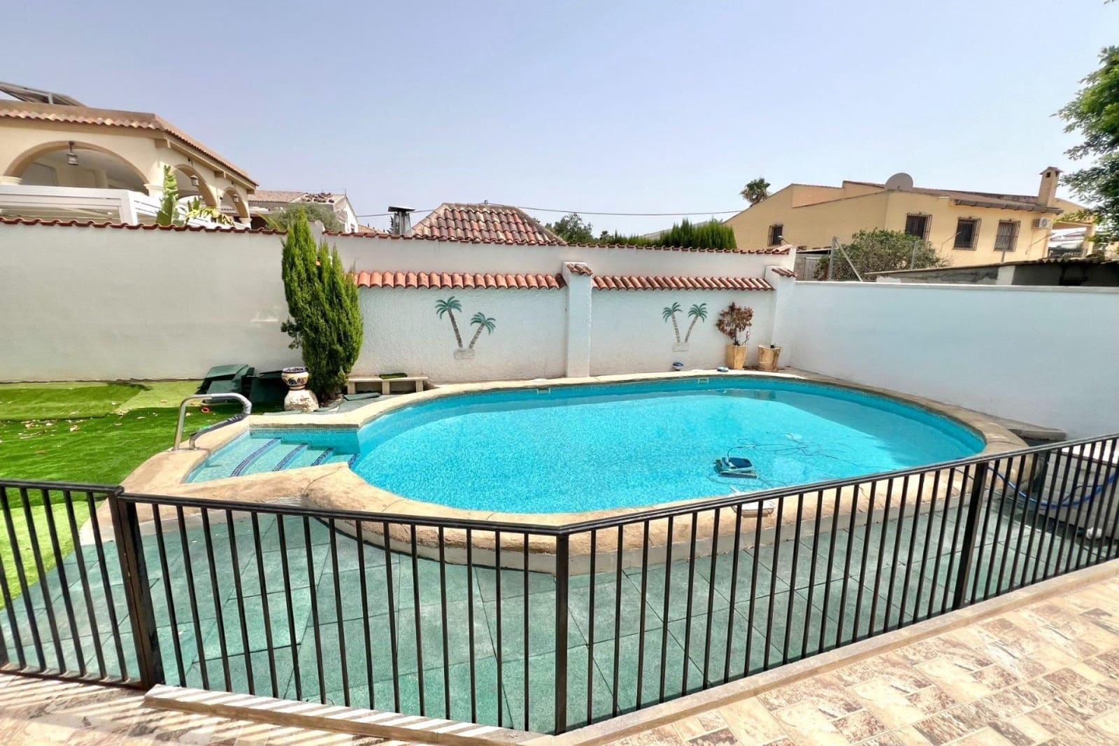4 Zimmer Villa zu verkaufen in La Marina mit Pool - 410.000 € (Ref: 9219975)