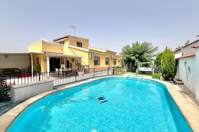4 Zimmer Villa zu verkaufen in La Marina, Elche / Elx mit Pool - 410.000 € (Ref: 9219975)