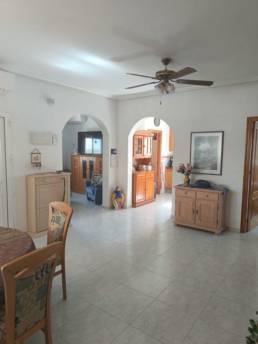 3 Zimmer Villa zu verkaufen in La Marina mit Pool Garage - 475.000 € (Ref: 9227045)