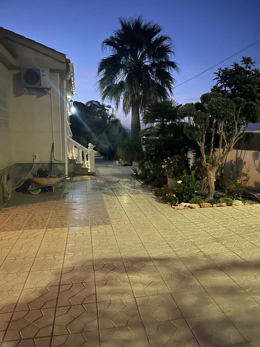 3 Zimmer Villa zu verkaufen in La Marina mit Pool Garage - 475.000 € (Ref: 9227045)