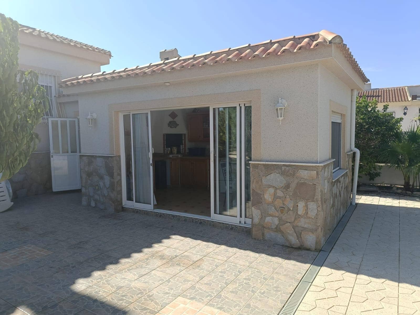 3 Zimmer Villa zu verkaufen in La Marina mit Pool Garage - 475.000 € (Ref: 9227045)