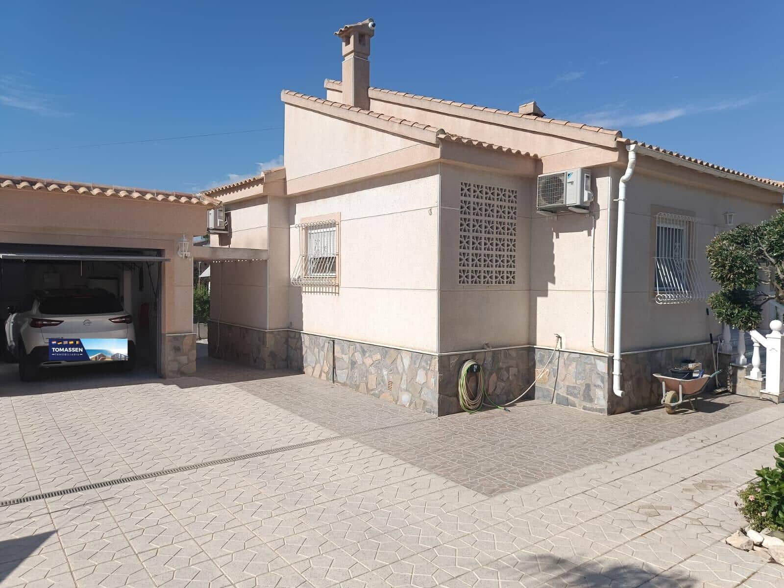 3 Zimmer Villa zu verkaufen in La Marina mit Pool Garage - 475.000 € (Ref: 9227045)