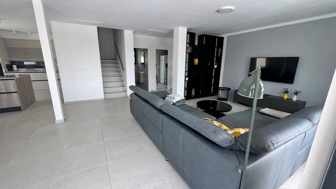 4 chambre Villa/Maison à vendre à El Pinet avec piscine - 650 000 € (Ref: 9228555)