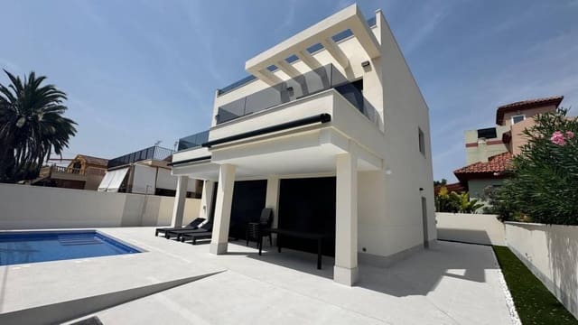 4 chambre Villa/Maison à vendre à El Pinet, Elche / Elx avec piscine - 650 000 € (Ref: 9228555)