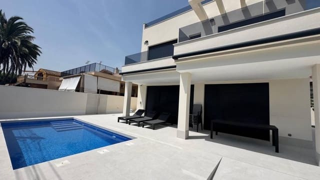 4 chambre Villa/Maison à vendre à El Pinet, Elche / Elx avec piscine - 650 000 € (Ref: 9228555)