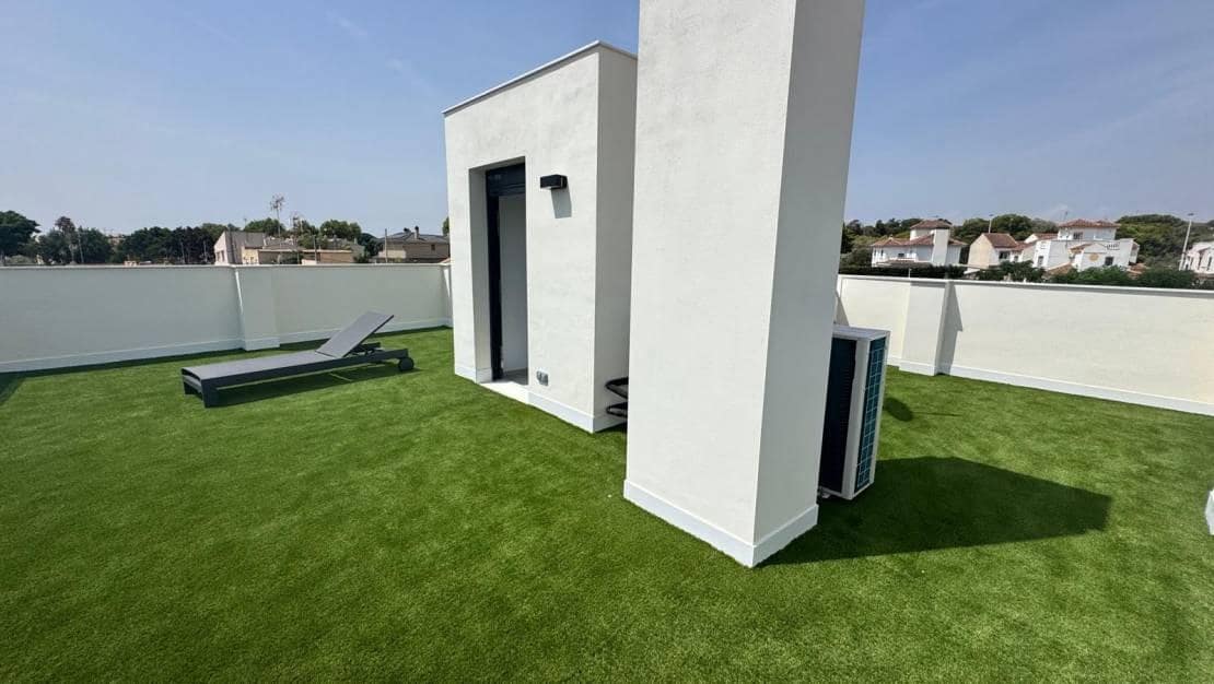 4 chambre Villa/Maison à vendre à El Pinet avec piscine - 650 000 € (Ref: 9228555)