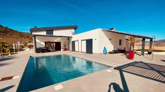 3 bedroom Villa for sale in Pinoso with pool - € 349,000 (Ref: 9232922)