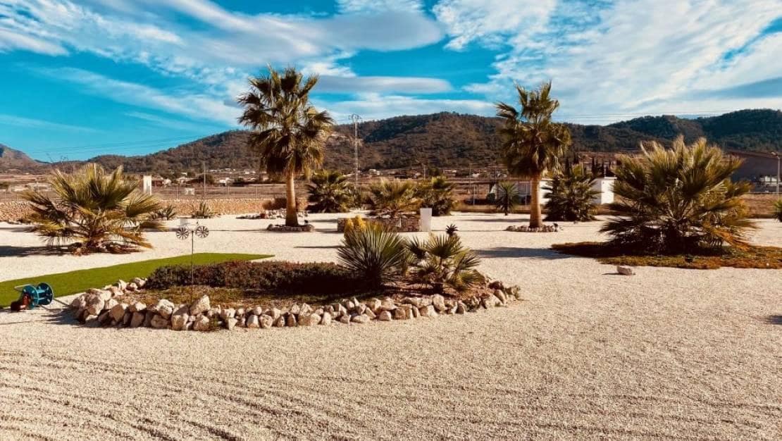 3 bedroom Villa for sale in Pinoso with pool - € 349,000 (Ref: 9232922)