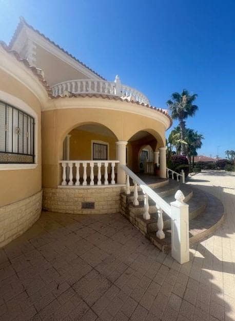 6 sypialnia Willa na sprzedaż w La Marina z basenem - 649 000 € (Ref: 9232923)