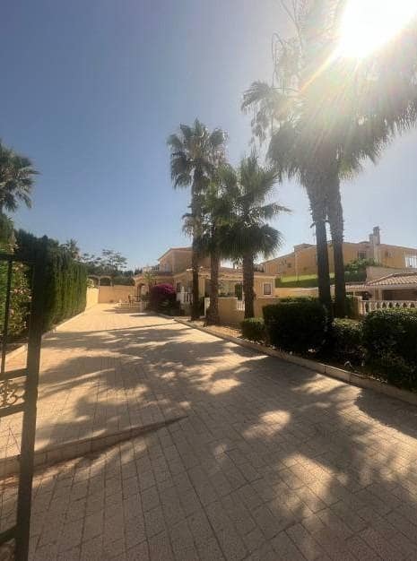 6 sypialnia Willa na sprzedaż w La Marina z basenem - 649 000 € (Ref: 9232923)