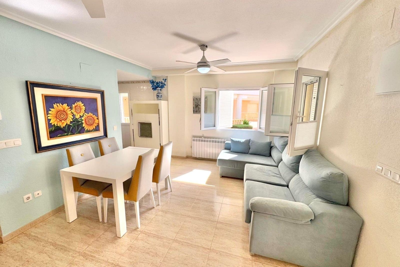 3 bedroom Apartment for sale in Guardamar del Segura - € 350,000 (Ref: 9285240)