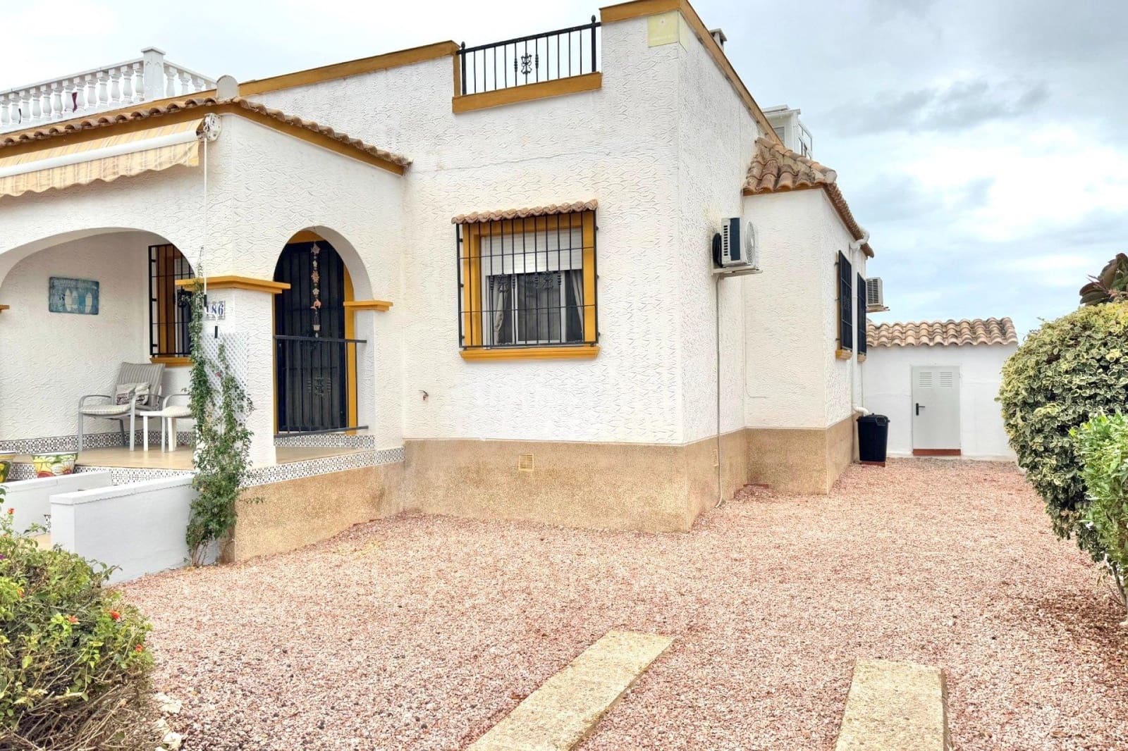 2 sypialnia Bungalow na sprzedaż w San Fulgencio z basenem - 168 000 € (Ref: 9349588)