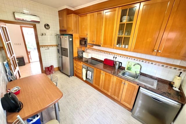 3 slaapkamer Villa te koop in La Marina, Elche / Elx met zwembad - € 349.950 (Ref: 9379049)