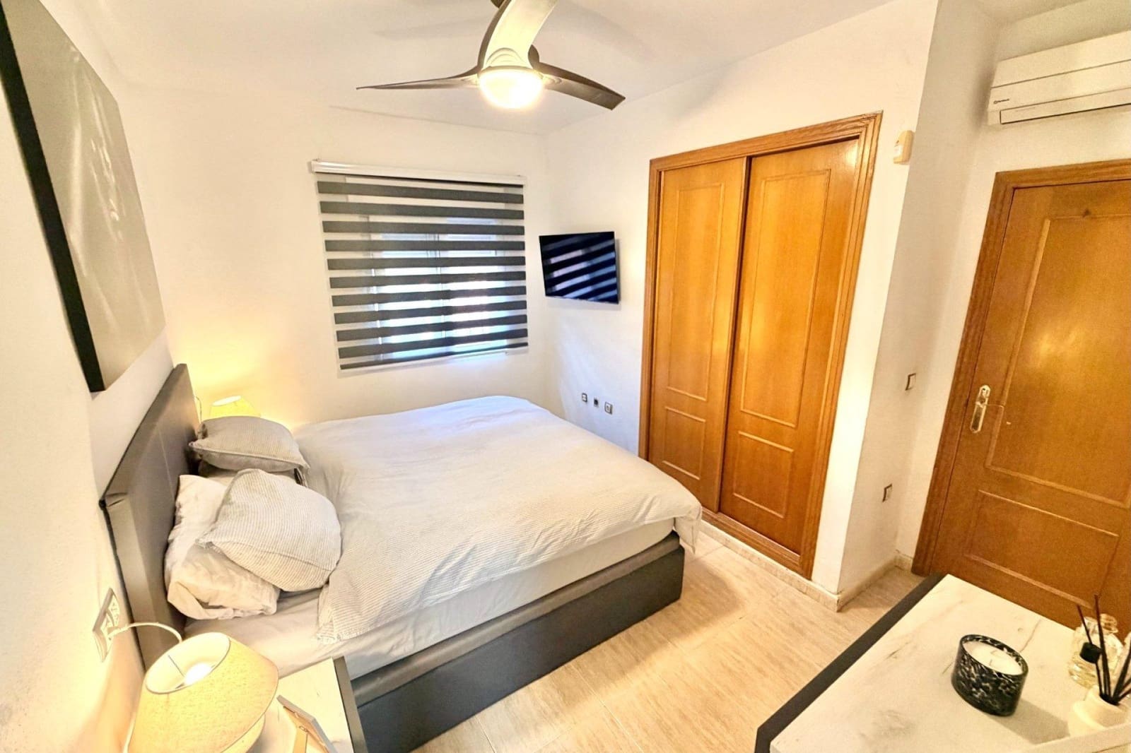 Chalet de 3 habitaciones en La Marina en venta con piscina - 359.999 € (Ref: 9390910)