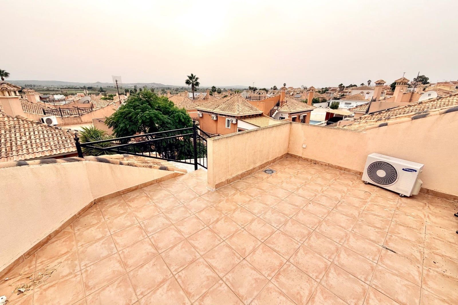 Chalet de 3 habitaciones en La Marina en venta con piscina - 359.999 € (Ref: 9390910)