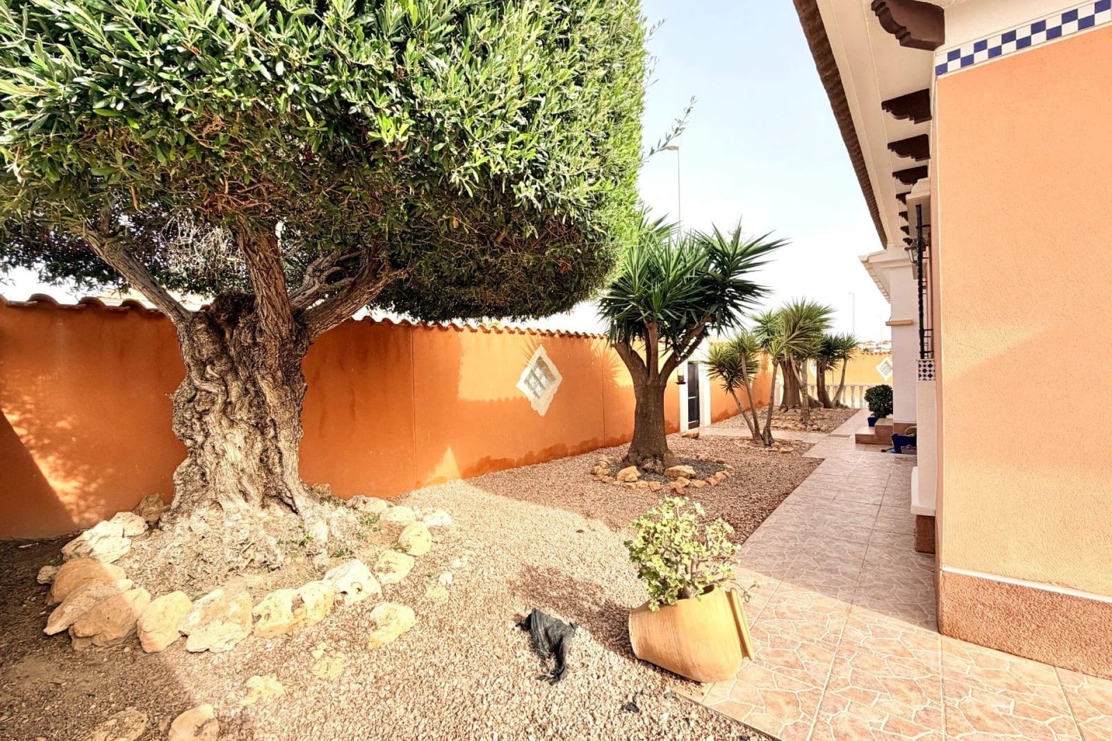 Chalet de 3 habitaciones en La Marina en venta con piscina - 359.999 € (Ref: 9390910)