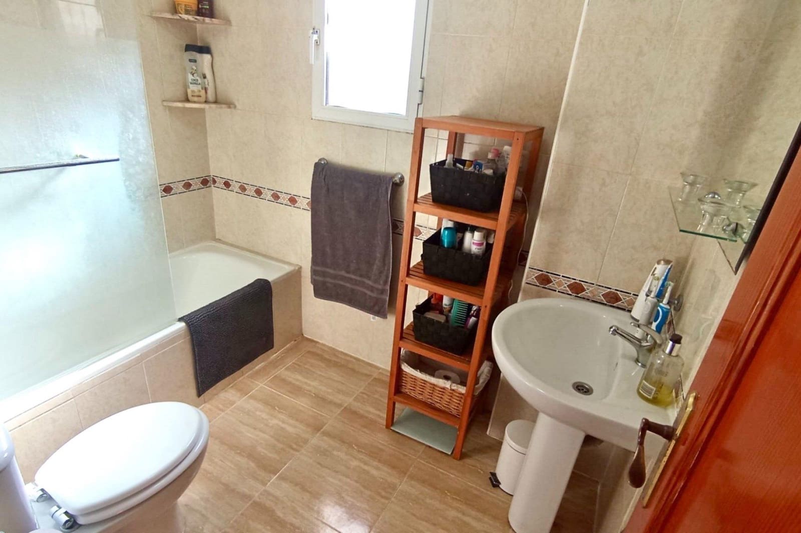 3 bedroom Villa for sale in La Marina with pool - € 239,950 (Ref: 9422478)